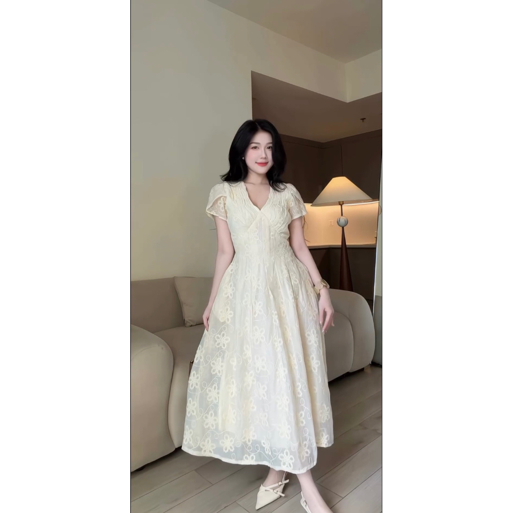 NAN Store -  Váy tơ thêu nổi cổ V 2 lớp dáng dài