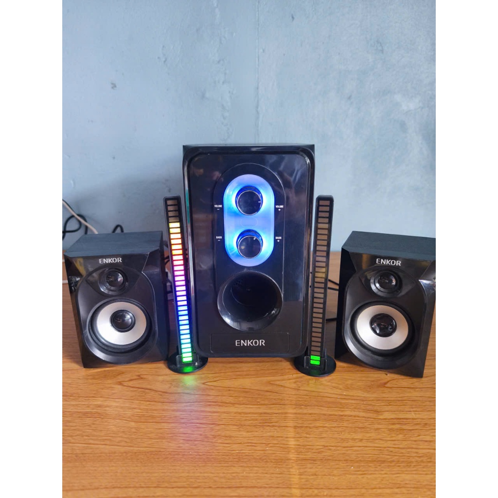 Bộ Loa Bluetooth Enkor W50 - 2.1, 55W , qua sử dụng đẹp zin, bass mạnh trép hay, tặng dây 3.5, bảo h