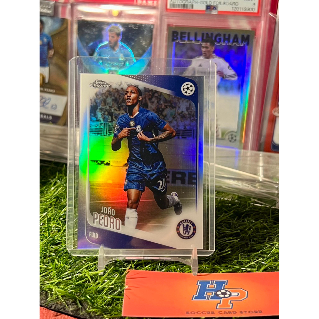 Thẻ bóng đá Joao Pedro Refractor Topps Chrome UCL 2025/26