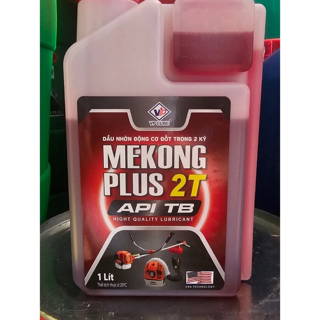 Nhớt MEKONG PLUS 2T API TB , nhớt 2 kì ( 2 thì ) loại 1 lít , chai 2 nắp bình đo thể tích .