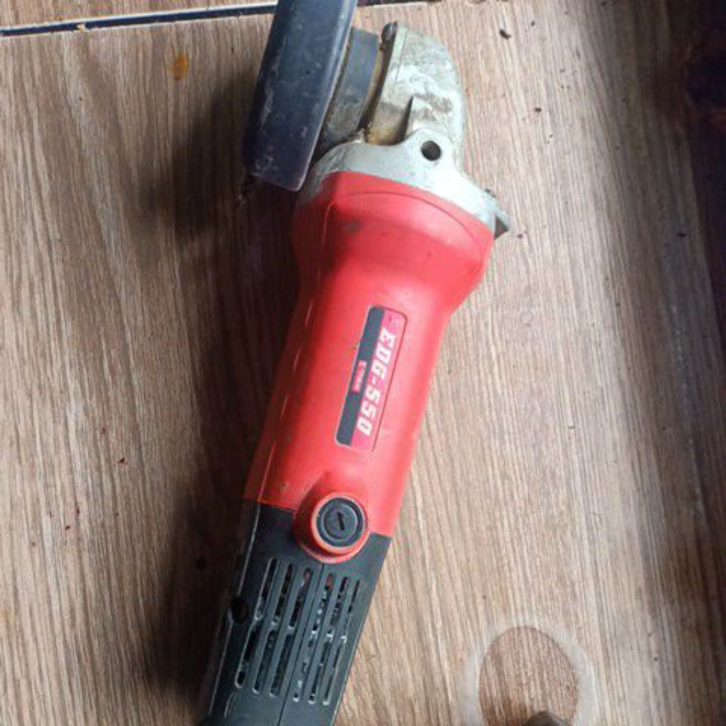 Máy mài góc Dewalt,Hilti, Makita,Toshiba, Hitachi nhật bãi máy cắt cầm tay nhật bãi sài điện 100V