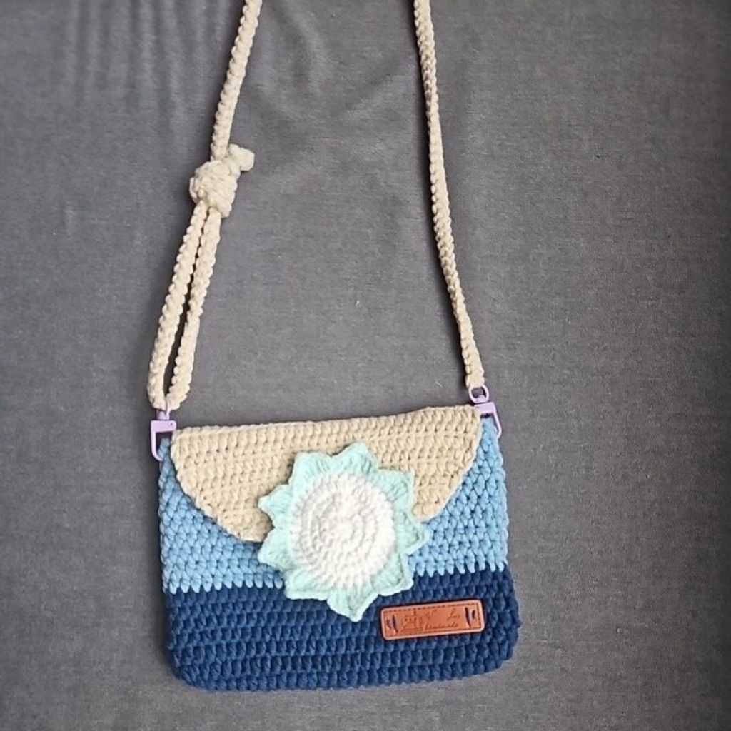 Egreen- túi đựng điện thoại bằng len handmade, dây điều chỉnh độ dài