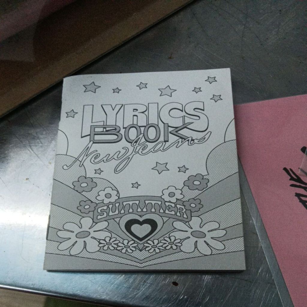 lyrics book New Jeans off 100%