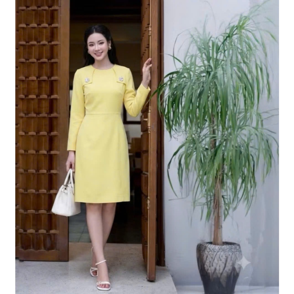 thanh lý váy vàng của Ivy moda sai L