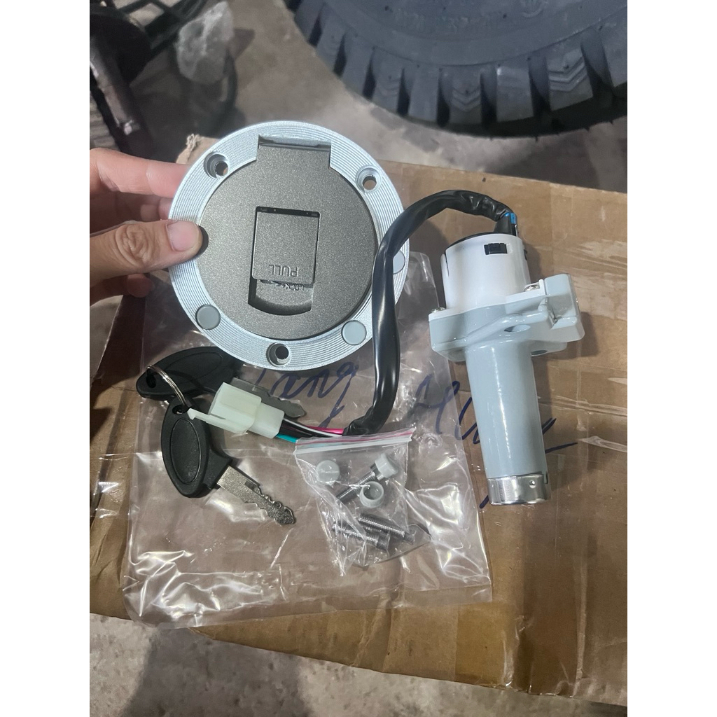 Nắp ổ khóa bình xăng lớn/vuông, nhỏ/tròn xe ba gác, xe ba bánh
