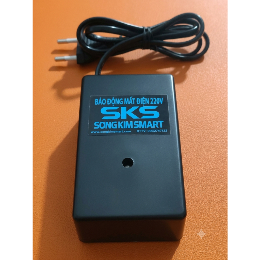 BÁO ĐỘNG MẤT ĐIỆN 220V. BÁO CÚP ĐIỆN CÓ PIN DỰ PHÒNG KHÔNG CẦN THAY PIN KHI HẾT.