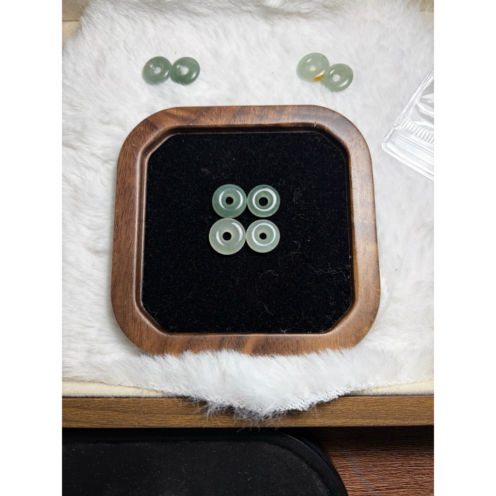 charm donut ngọc phỉ thuý ni 12-13