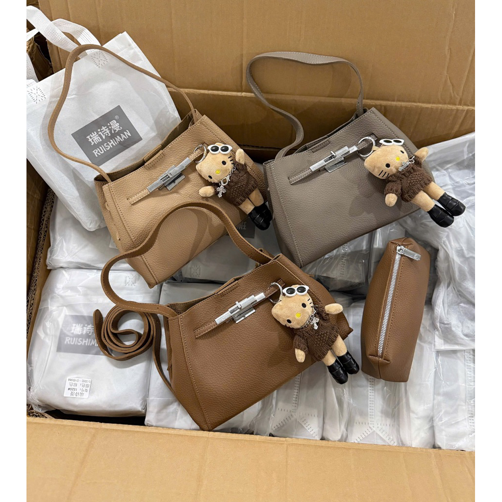 Túi Dáng Vuông Đeo Vai Mini Nữ Màu Taupe Basic Sang Trọng Dễ Phối Đồ Hàng Hot Trend