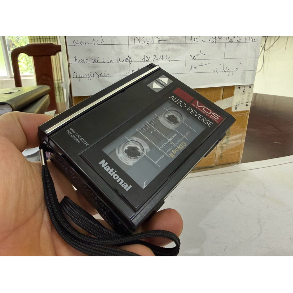 Máy Nghe Nhạc/Ghi Âm Cassette Cầm Tay National RQ-382 Cổ Điển - Tích Hợp Loa Ngoài & Auto Reverse (N