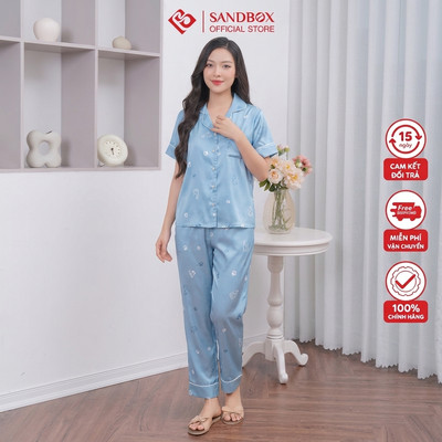 Bộ Pijama Mặc Nhà SANDBOX Tay Ngắn, Quần Dài Chất Liệu Lụa Latin Cao Cấp Mềm Mịn (BPC25005)