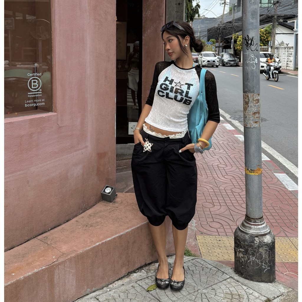 Quần Dù Lửng TWENTI Form Capri Ống Rộng