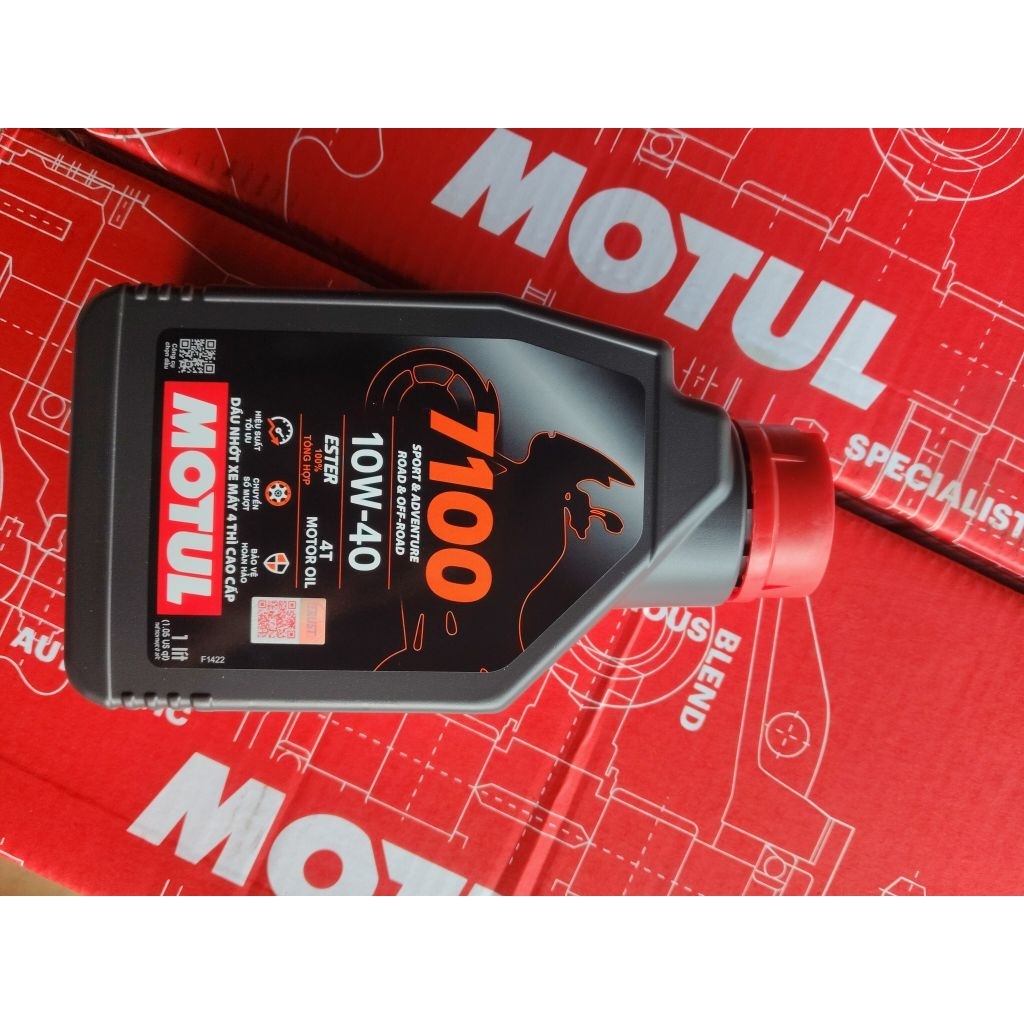 9 chai MOTUL 7100 10W 40 1 LÍT GIÁ SỈ dầu nhớt xe máy MOTUL 7100 10W 40 1 LÍT