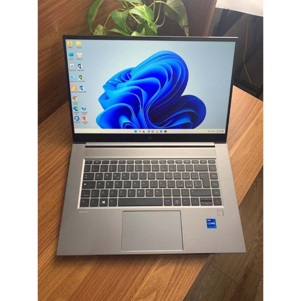 HP ZBook Studio 15 G8 [SIÊU PHẨM MÁY TRẠM] – Core i7/i9 Gen 11 | RAM 16-32GB | RTX A2000/A3000