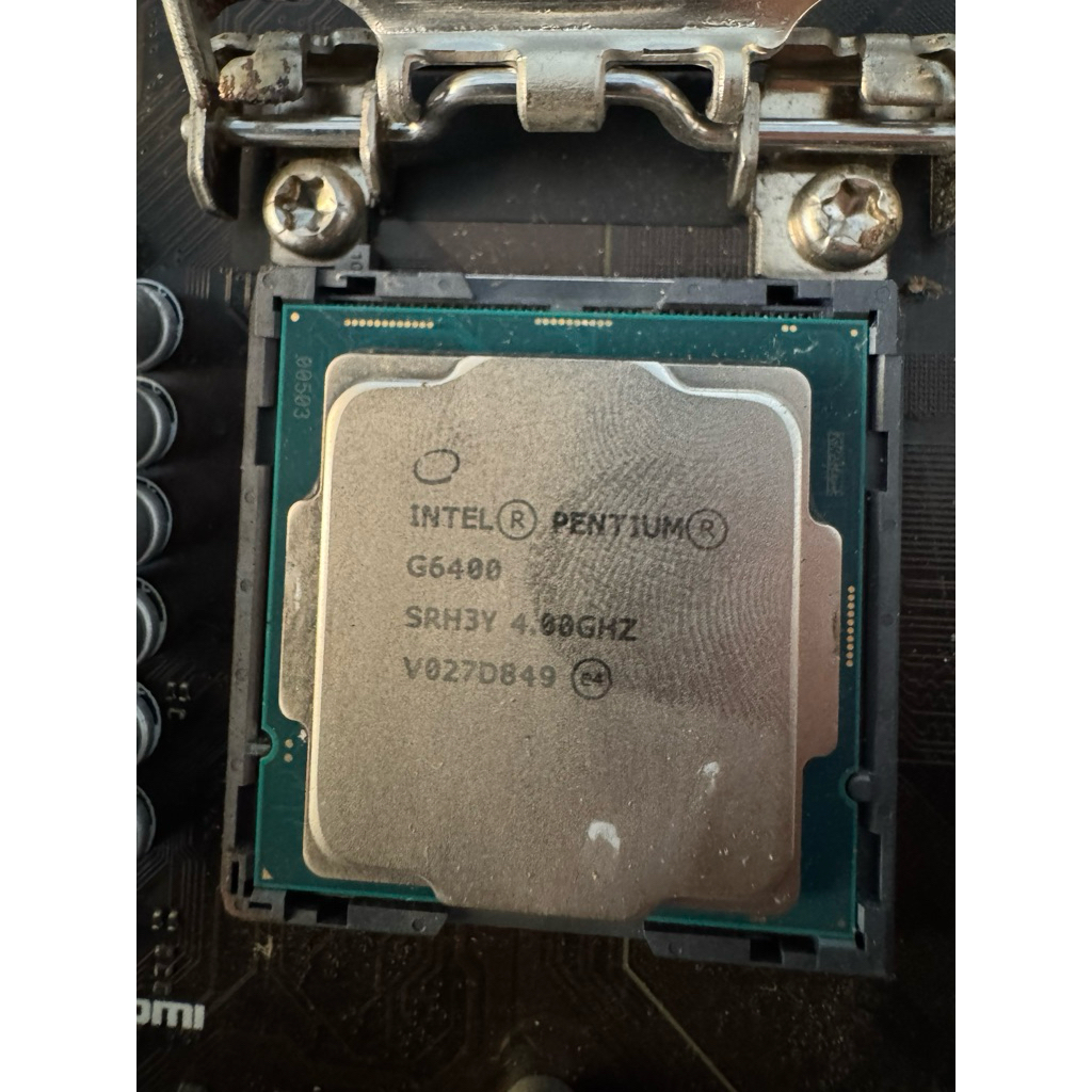 Cpu pentium G6400 đẹp