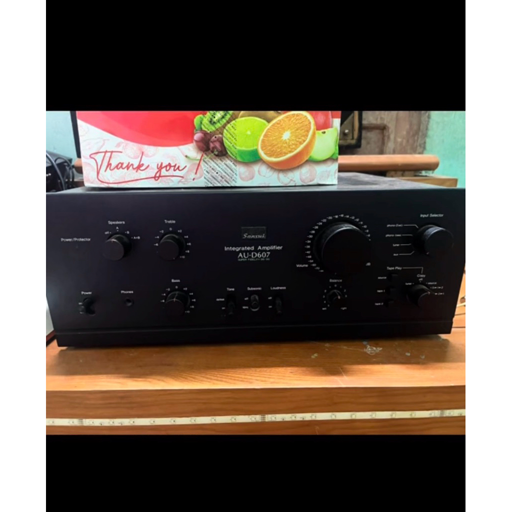 amply sansui D607 đẹp zin nguyên bản cam kết
