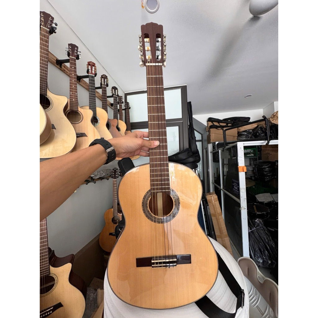 Guitar classic mini 3/4. Guitar size nhỏ. Guitar mini 3/4 Dây nilong.