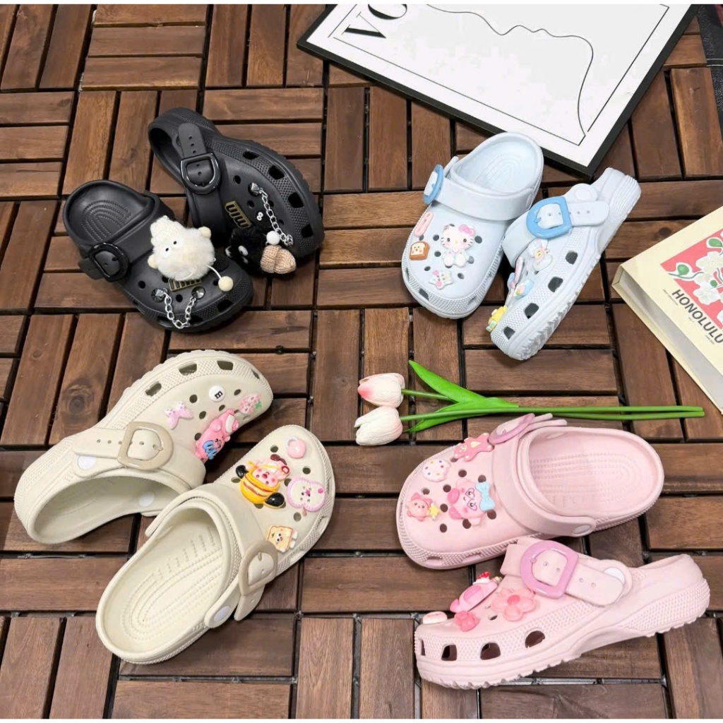 Dép quai hậu QH10 nữ kèm charm kitty đỏ - Dép đế cao 3cm nam nữ classic