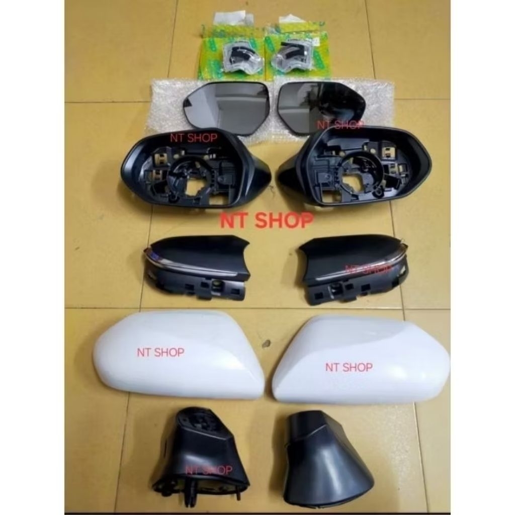 Phụ kiện gương chiếu hậu Toyota Camry 2018-2022