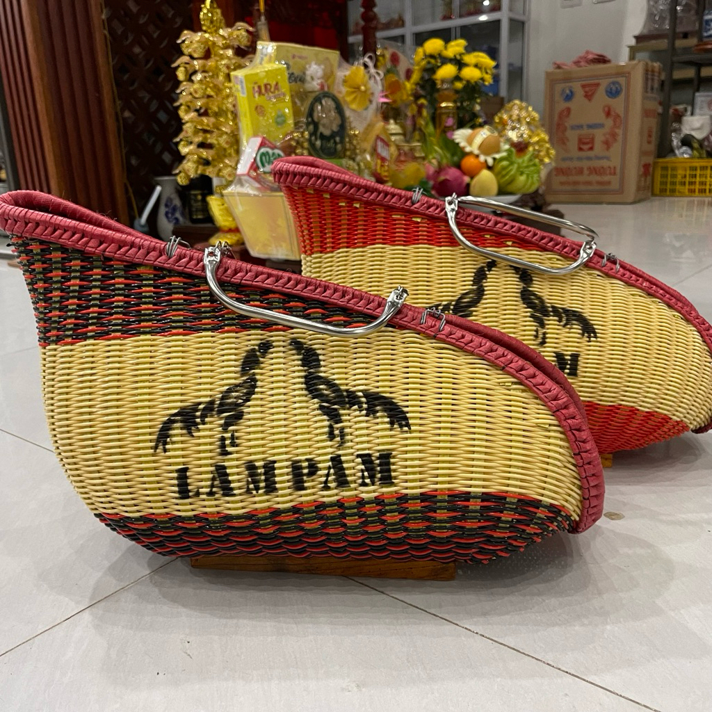 Giỏ Đựng Gà Lampam, Làn Nhựa Chuyên Vận Chuyển Gà Chọi Gà Nòi tặng Áo Gà