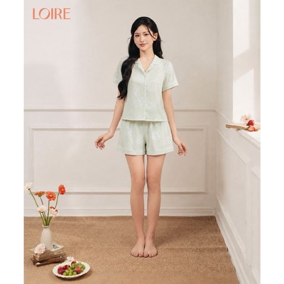 Bộ Mặc Nhà Loirechic FDMN260390 Chất Lụa Mềm Mát Họa Tiết Hoa Hồng