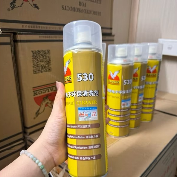 Thanh Lý Chai Xịt Vệ Sinh Điện Thoại 530 Falcon Kèm Vòi Xịt