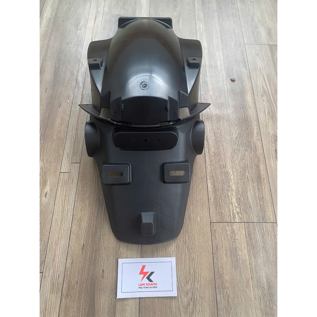 Chắn bùn sau xe điện Vespa Odora Yadea, Bắt biển xe điện Vespa Odora - Hàng chính hãng