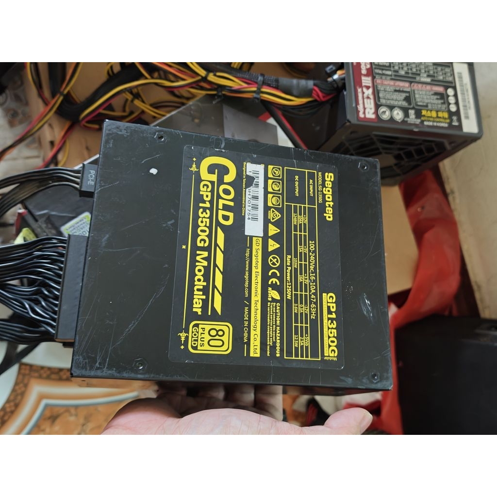 Nguồn Segotep 1300W 80 Plus Gold, GP1350G Modular, Công Suất 1300W, Hiệu Suất 80 Plus Gold, Thiết Kế