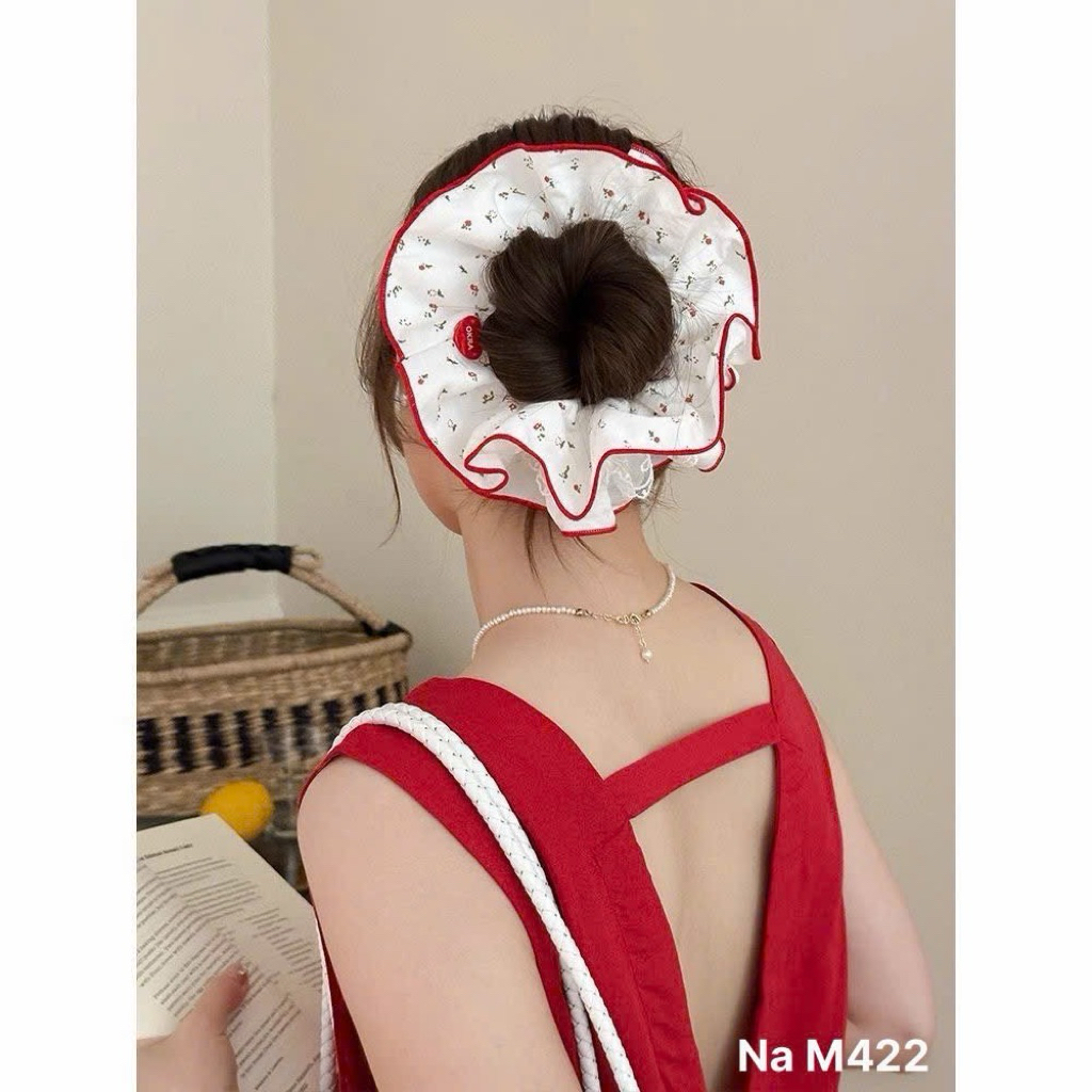SCRUNCHIES|Dây buộc tóc scrunchies hoa nhí viền đỏ dễ thương nữ tính