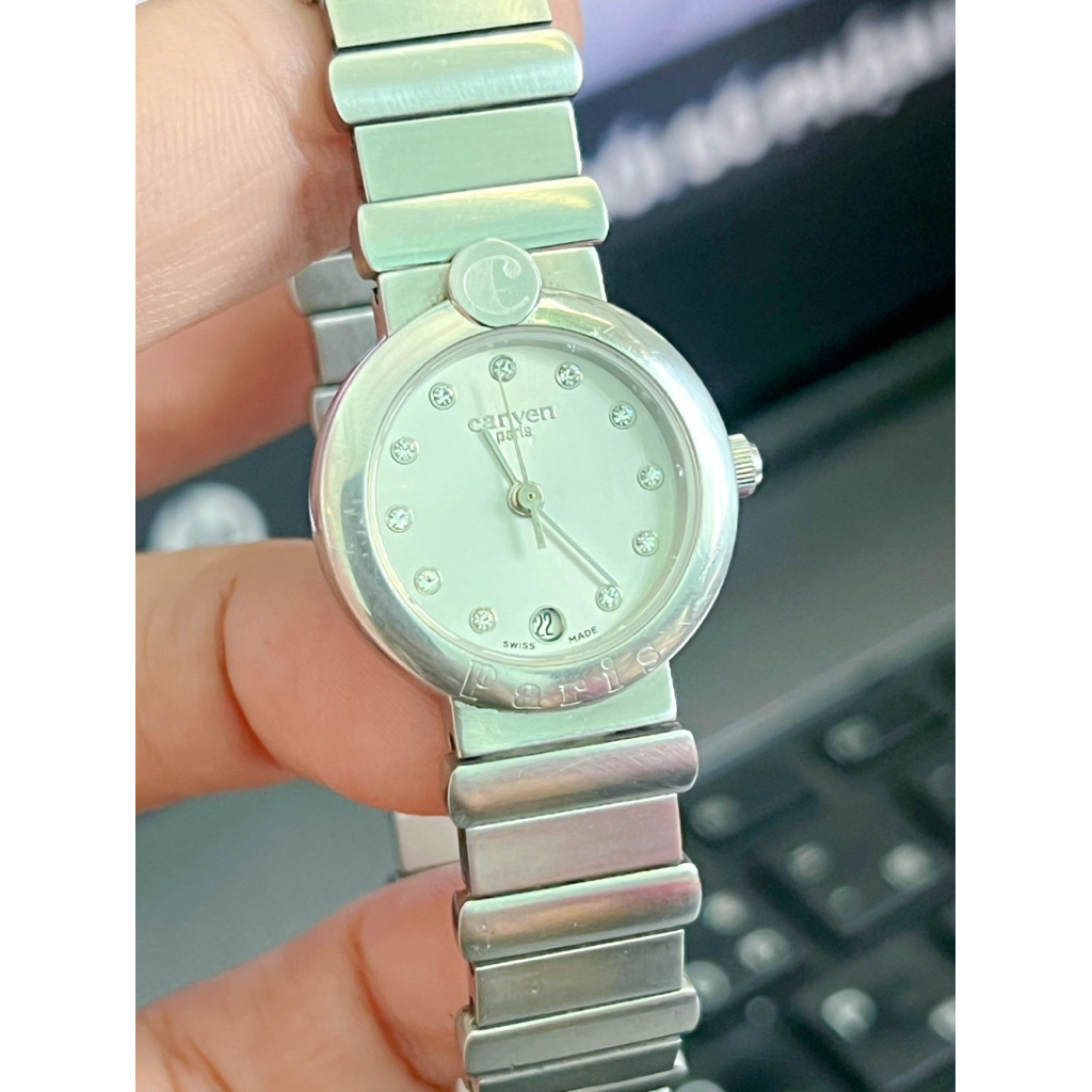 Đồng hồ nữ hiệu máy pin 2hand - Carven Thuỵ Sĩ, có lịch  - size mặt 23mm, size tay ~ 15.5cm