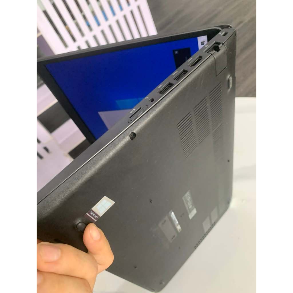 Dell Precision 3541 i7-9850H RAM 16GB SSD 256GB VGA Quadro P620 4GB 15.6" Full HD Laptop Đồ Họa