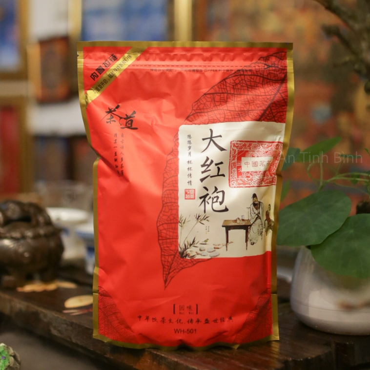 Trà Ô Long Đại Hồng Bào Vũ Di 250g - Hương Thơm Mạnh, Nước Đỏ Hổ Phách, Pha Được Nhiều Nước