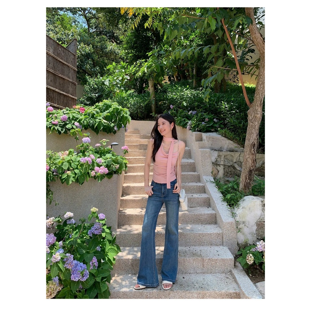 [HÀNG CHÍNH HÃNG] MULVAN - Quần jeans cạp cao dáng ôm vẩy nhẹ