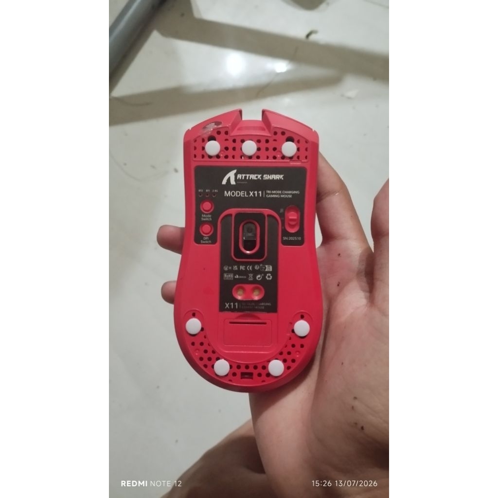 Chuột Attack Shark x11 Đỏ bị liệt con lăn