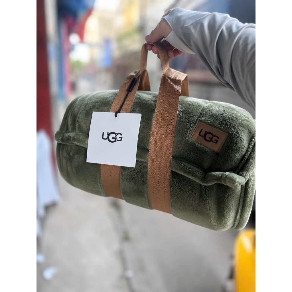 Chăn lông thỏ Costco UGG COSTCO KT 234x 249, hơn 2 met thoải mái đắp Ko mỏng quá cũng ko bị dày quá 