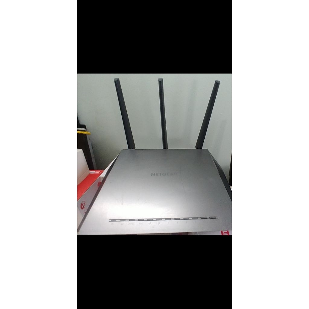 Thanh lý bộ phát Wi-Fi (router). NETGEAR Nighthawk AC1900 Smart WiFi Router – Model R7000. Cũ ( đã q
