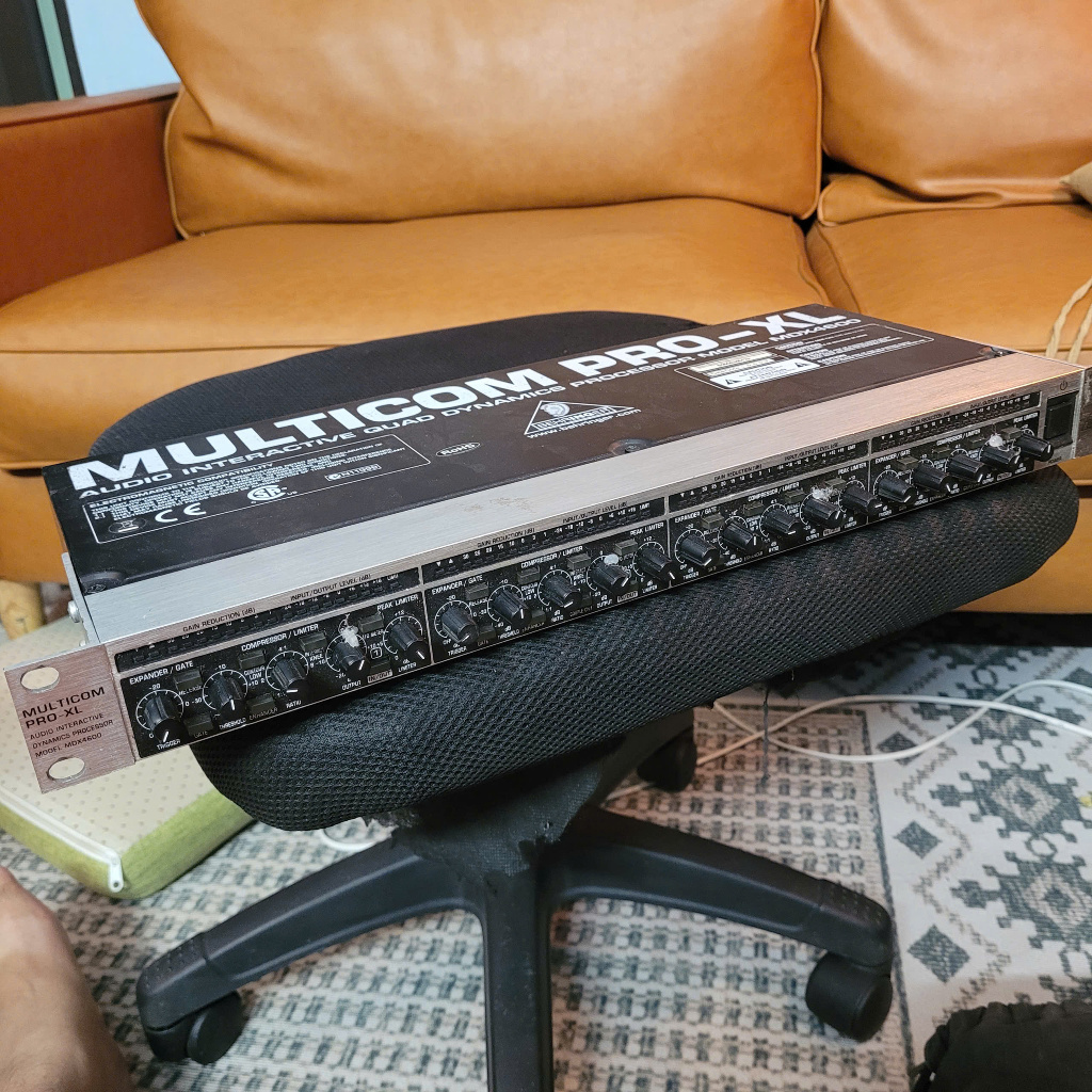 Multicomp Pro XL MDX4600 Behringer Cũ