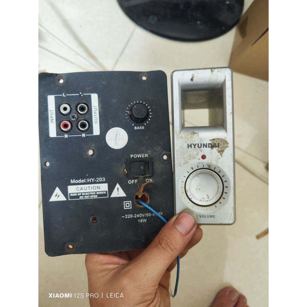 Mạch loa vi tính 2.1 tháo máy
