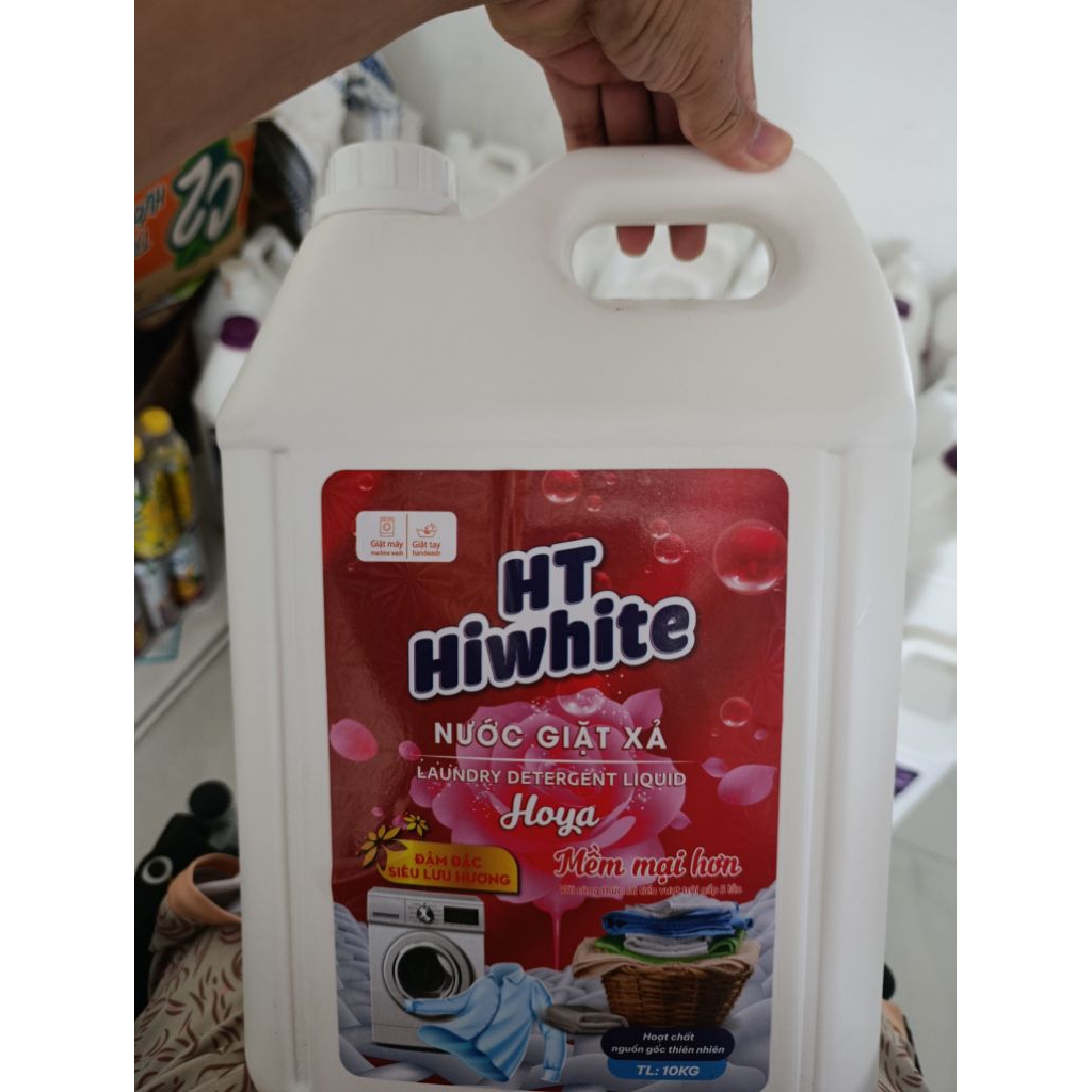 Nước giặt xả hiwhite 10kg