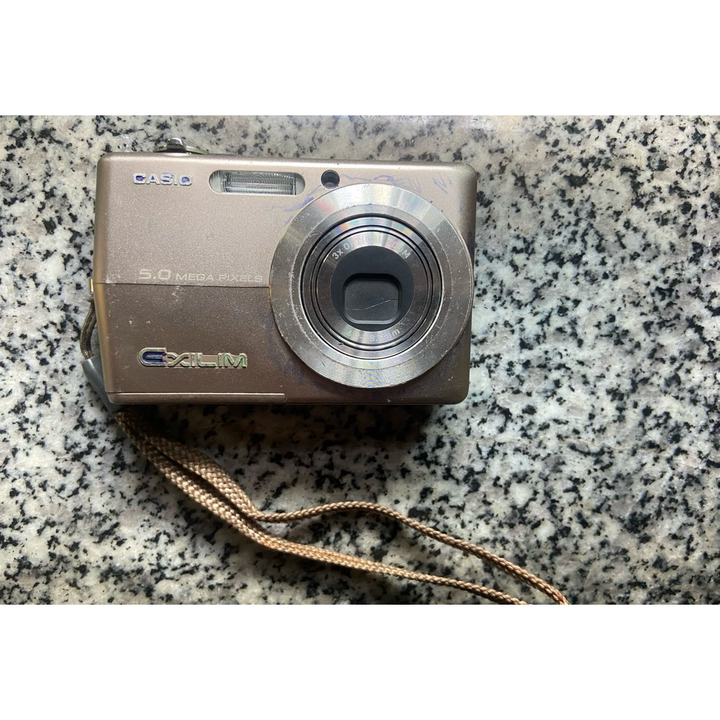 Máy ảnh Digicam Casio Exilim EX-Z500