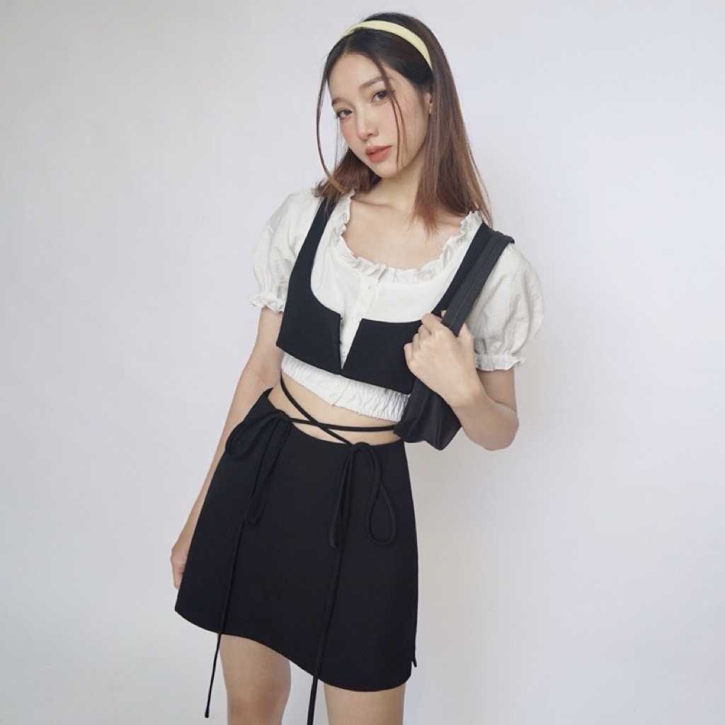 Pass Áo tay phồng thun eo & Áo gile crop Janet Studio