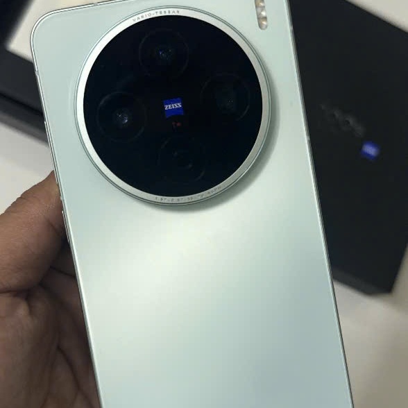 Điện thoại Vivo X200s 5G (Dimensity 9400 Plus)