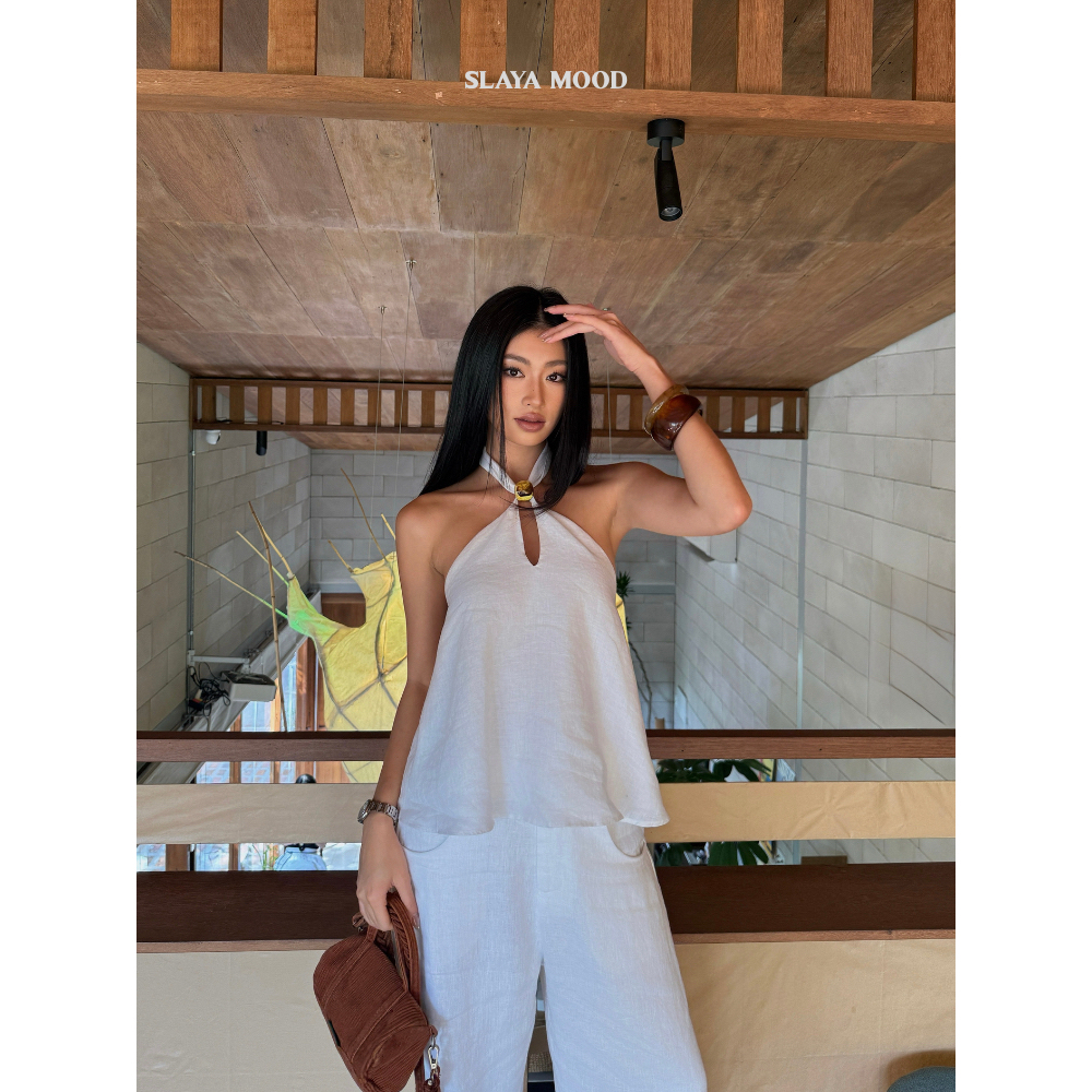 Áo Linen Tưng Premium Cổ Yếm Hở Lưng Màu Trắng- 𝐋𝐢𝐥𝐲 𝐇𝐚𝐥𝐭𝐞𝐫 𝐓𝐨𝐩 - SLAYA MOOD (ảnh chính chủ)