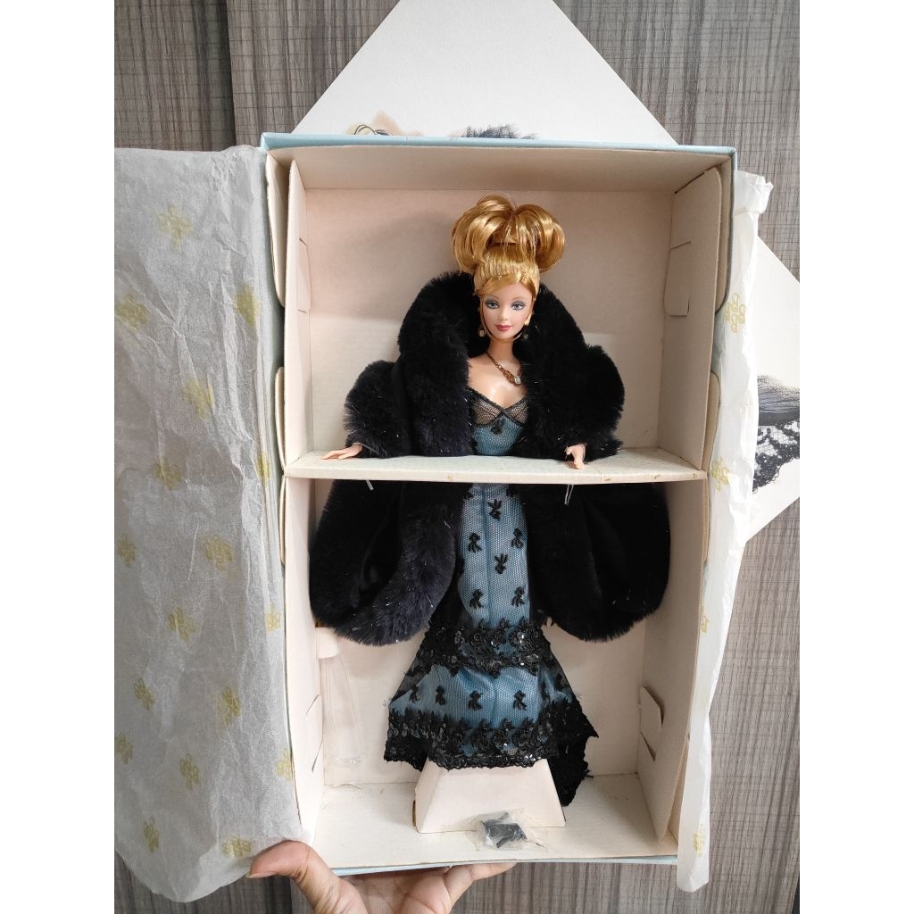 (Đọc miêu tả) Búp bê barbie doll Nolan Miller