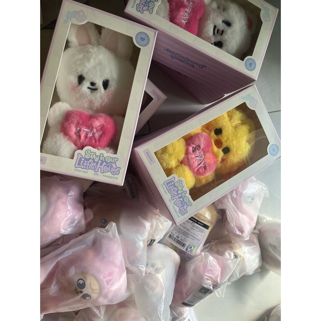 [CHÍNH HÃNG/OFFCIAL] Skzoo Stray kids CELEBRATE 5 o clock toy story gấu bông plush