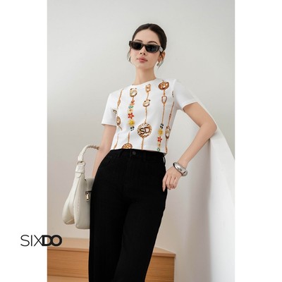 Áo thun dáng ngắn họa tiết cộc tay SIXDO (White Charm Chain Cotton Cropped Tshirt)