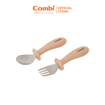 Hộp thìa dĩa Combi silicone platinum màu hồng