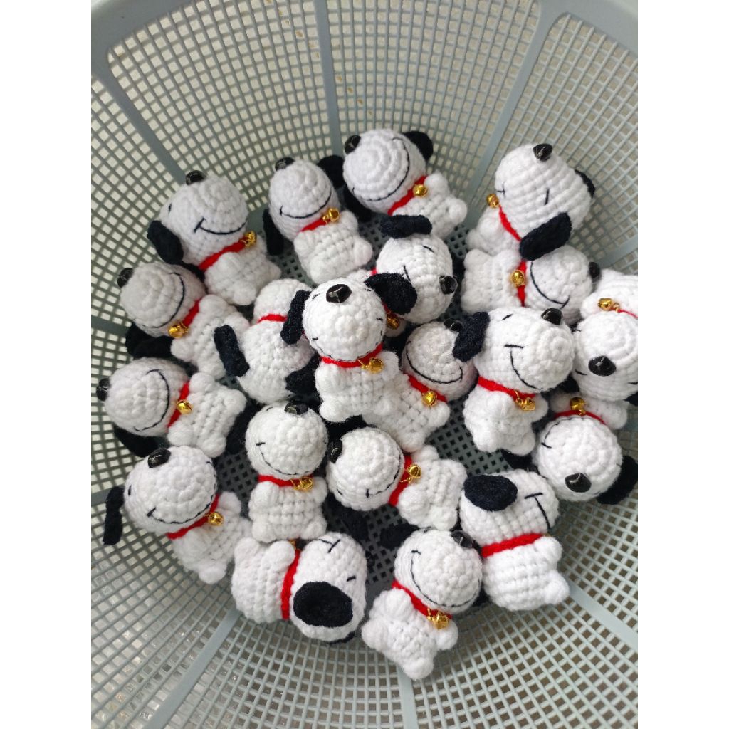 [len len Min] Móc khóa chó Snoopy len mác đen 50g