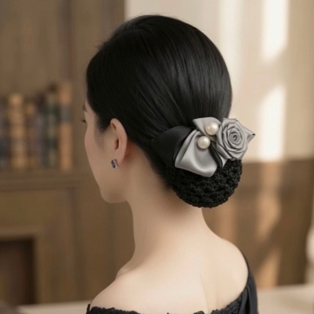 Kẹp tóc được làm thủ công từ ruy băng lụa satin phối tơ Hàn, tạo dáng nơ mềm…