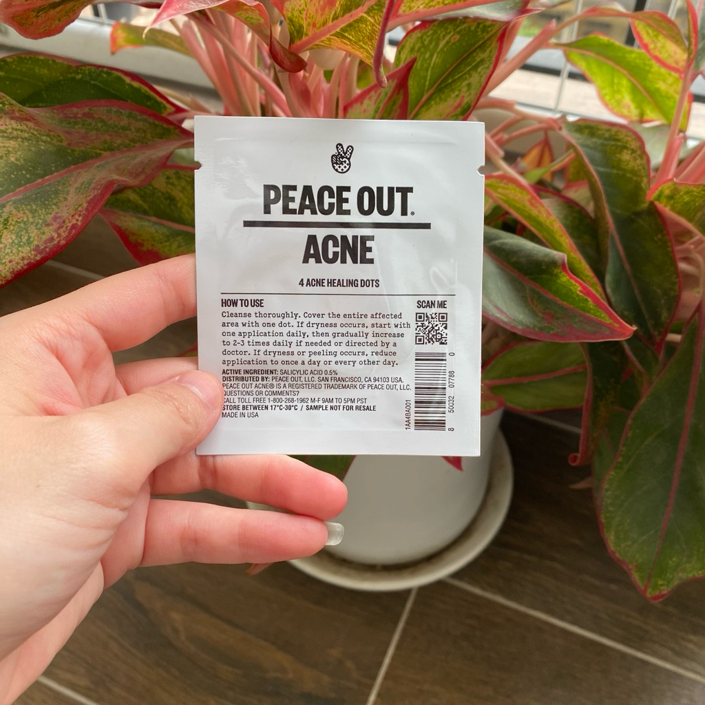 Miếng Dán Mụn Peace Out Acne Healing Dots Hỗ Trợ Gom Cồi Làm Dịu Da CHÍNH HÃNG (Gói 4 Miếng)⁠