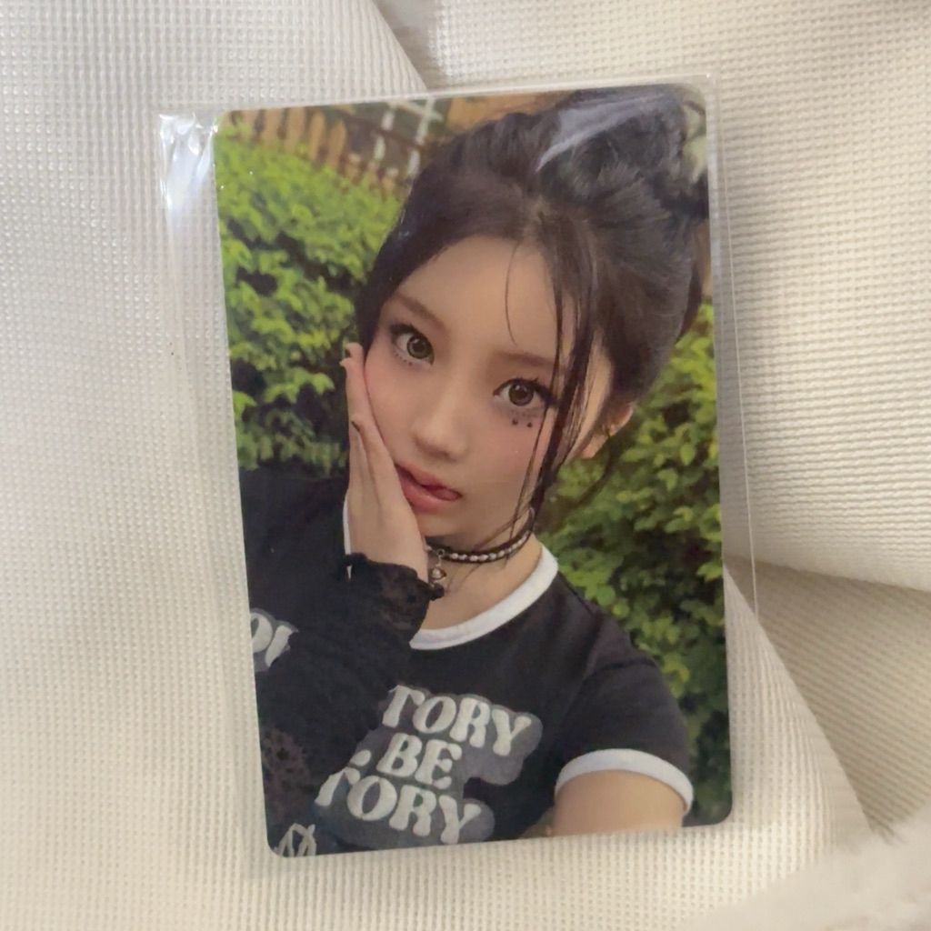 Wonhee pob 3rd mini album B O M B Illit Gllit